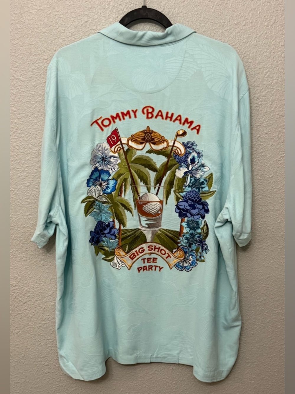 Tommy Bahama Big Shots Tee Party Embroidered Silk Shirt Baby Blue size XXL